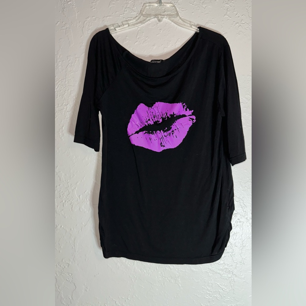 Magicmk size XL Big Purple Lips